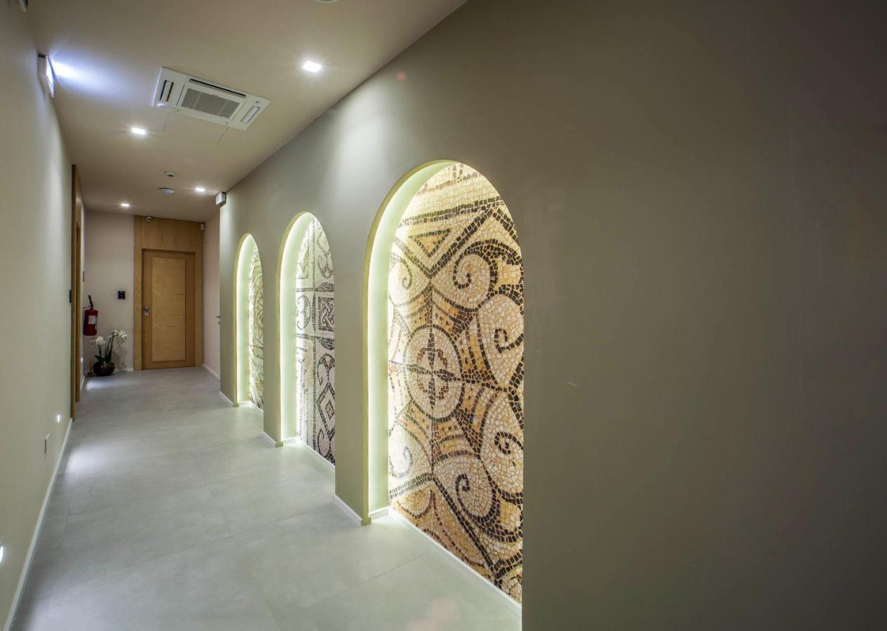 Noha Lifestyle Hotel - Adults Only Pula Ngoại thất bức ảnh