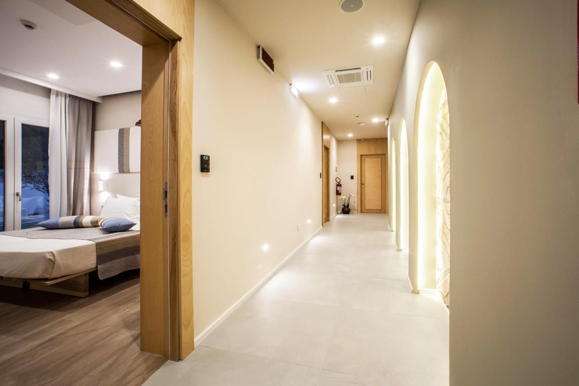 Noha Lifestyle Hotel - Adults Only Pula Ngoại thất bức ảnh
